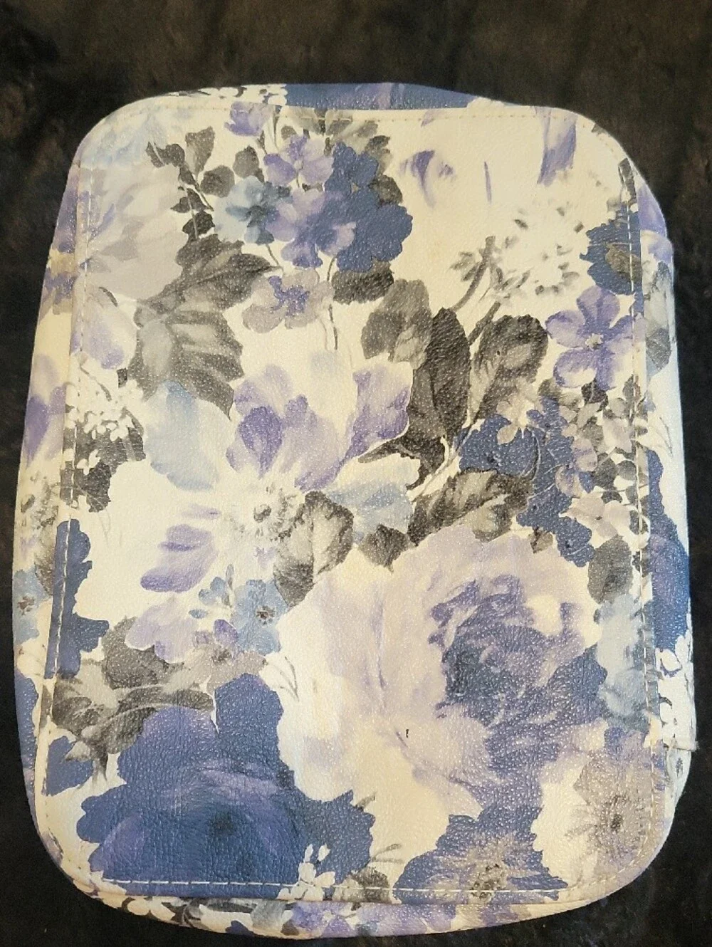 Trish McEvoy Blue Floral Planner Case